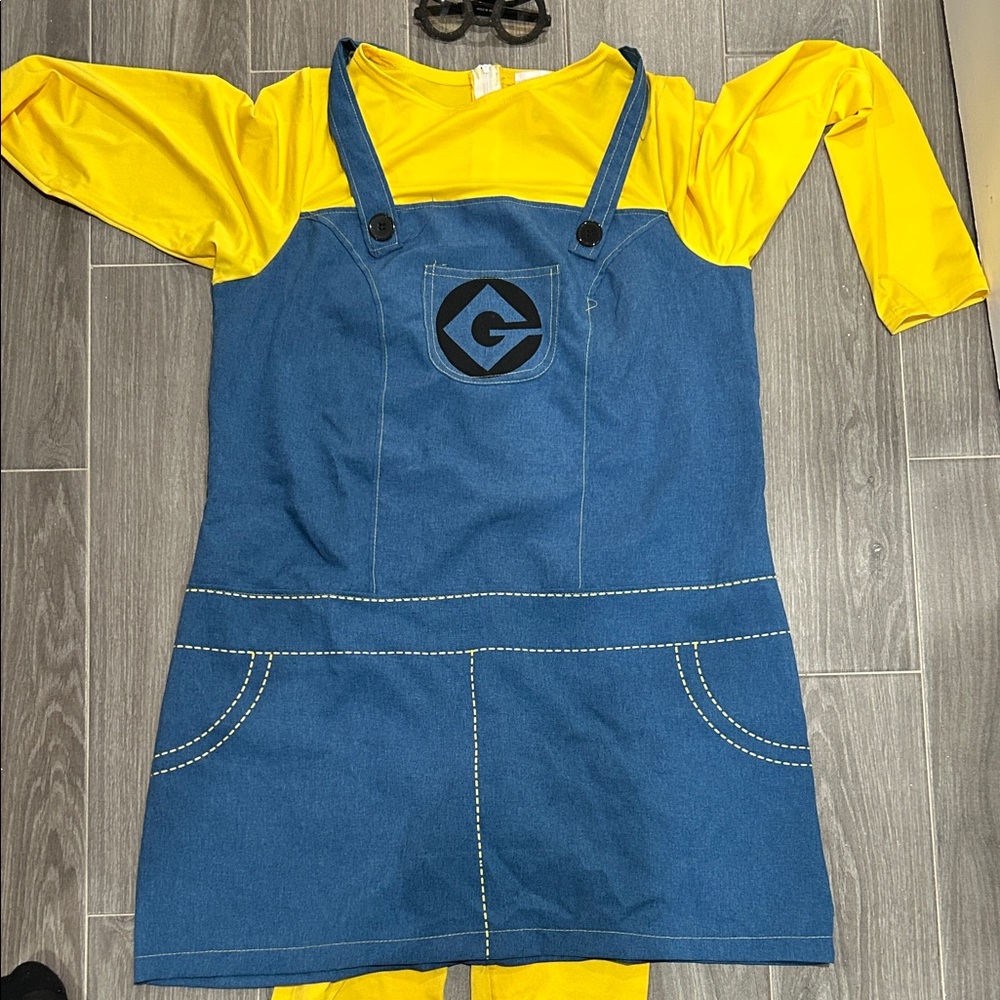 Minion Costume Set - Picture 3 of 7